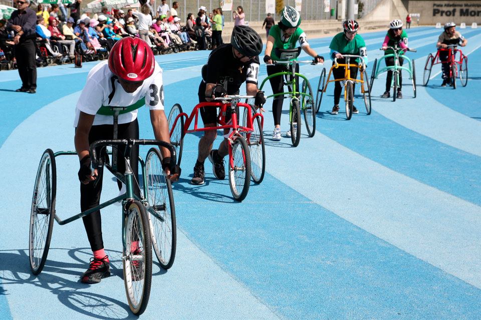 racerunning staring 